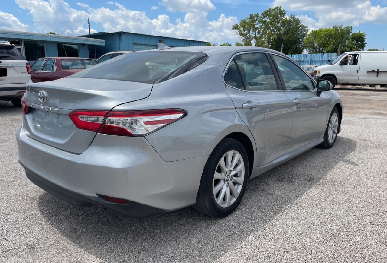 2019 Toyota Camry L vin: 4T1B11HK3KU239552