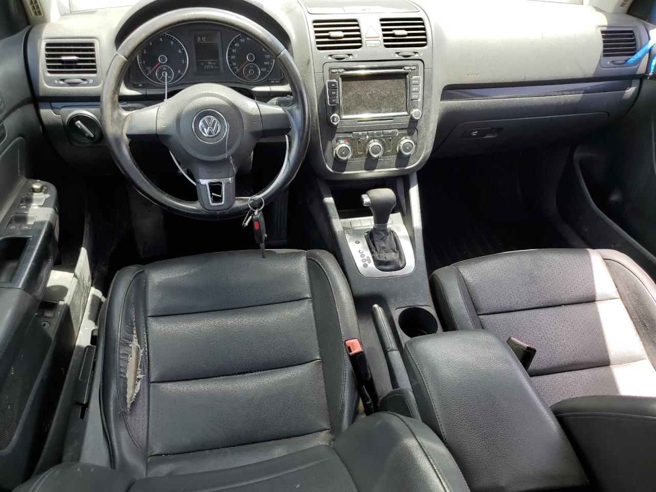 3VWRZ7AJ9AM053014 2010 Volkswagen Jetta Se