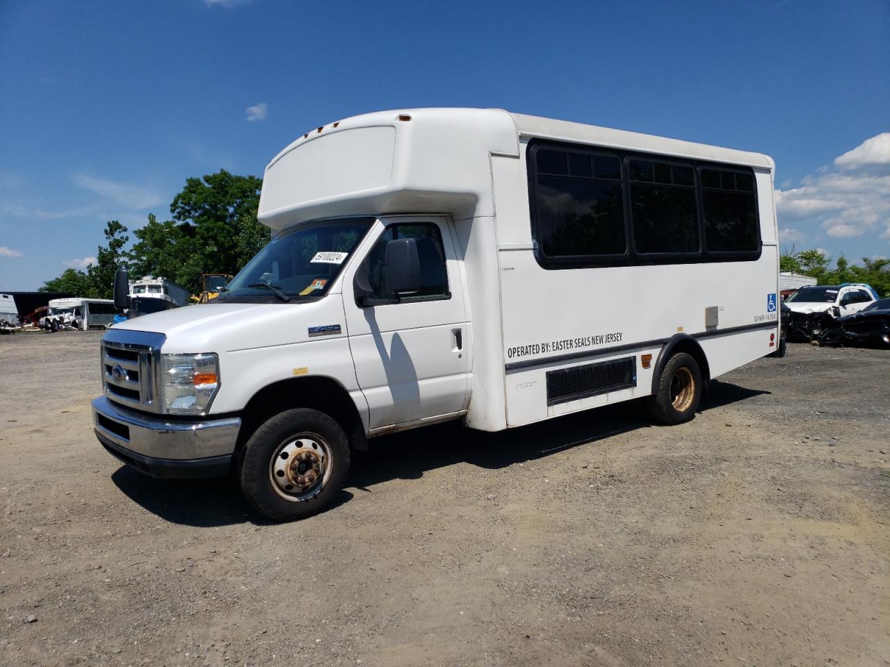 2013 Ford Econoline E450 Super Duty Cutaway Van vin: 1FDFE4FS5DDB12654