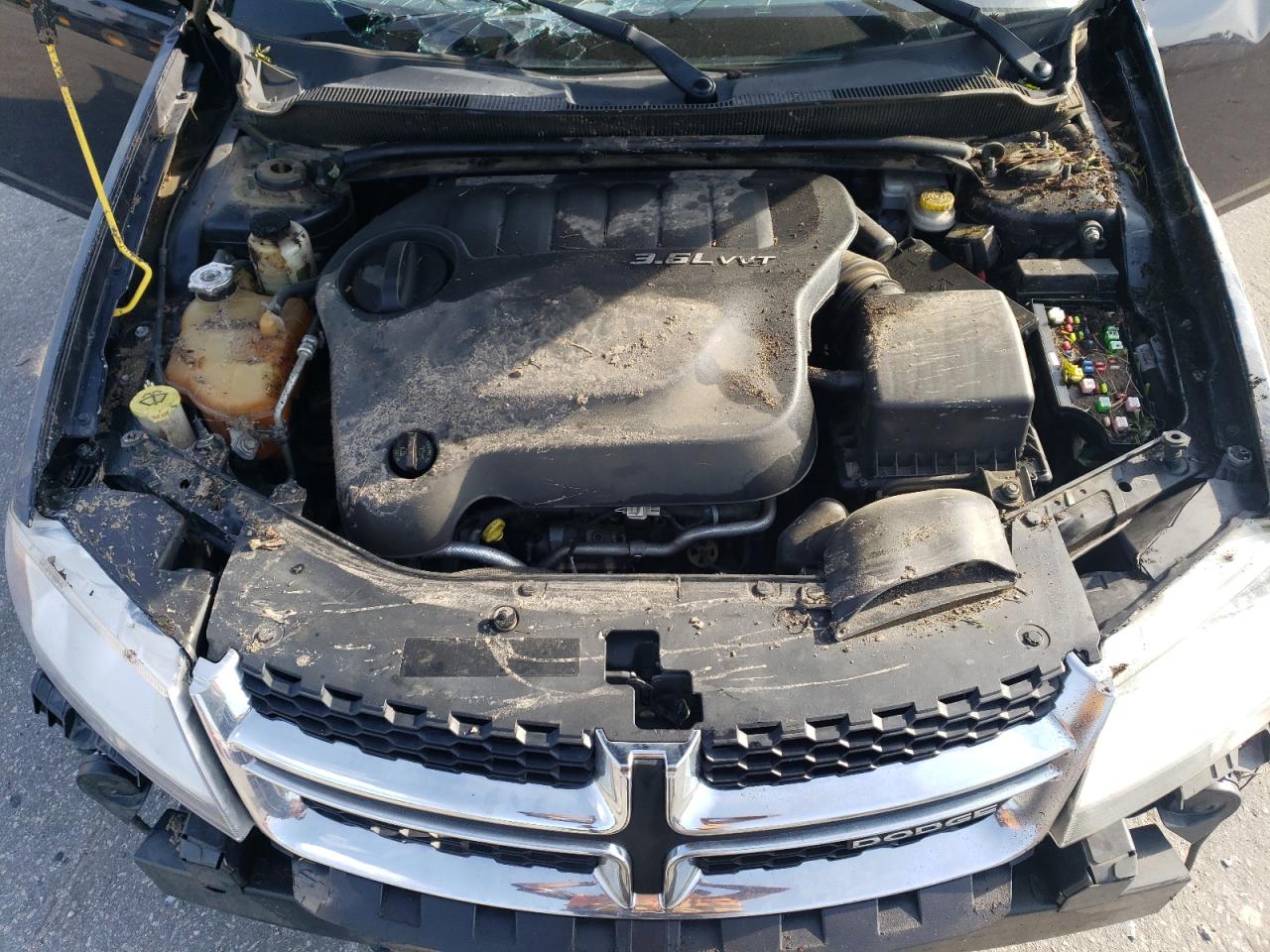 1B3BD2FG8BN564225 2011 Dodge Avenger Lux