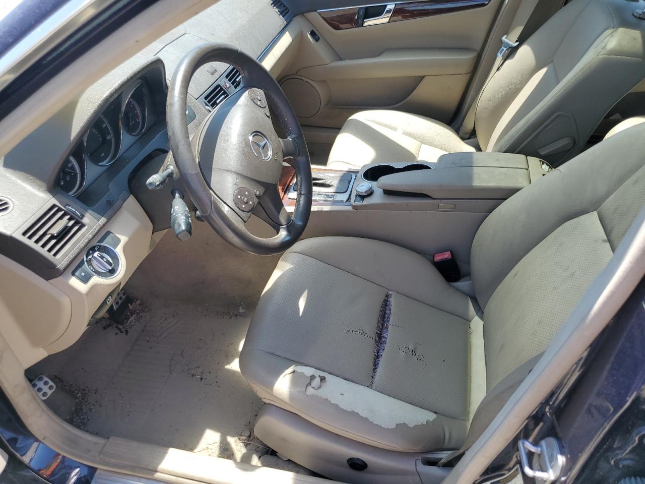 WDDGF8BB7BR163470 2011 Mercedes-Benz C 300 4Matic