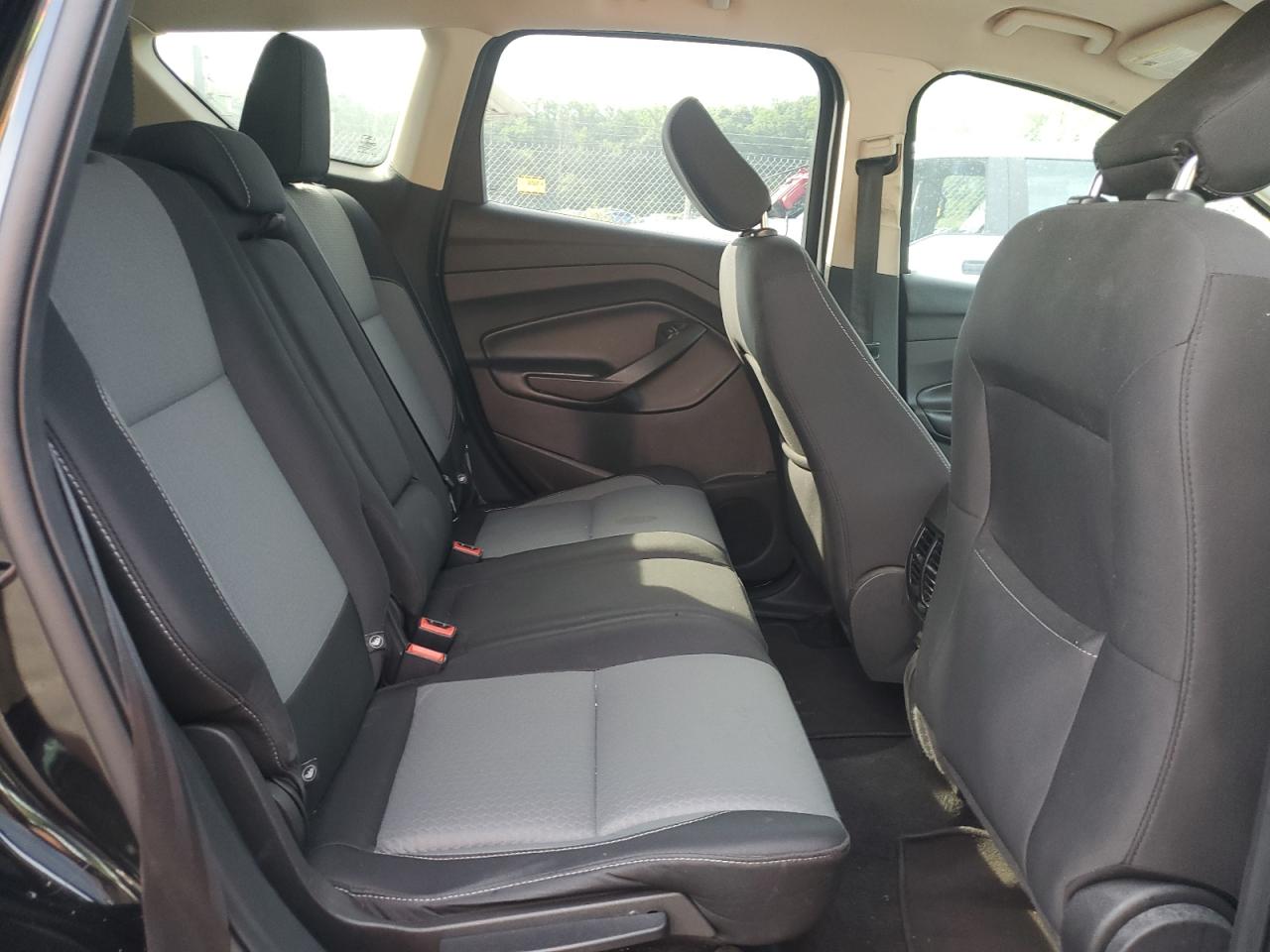 2019 Ford Escape Se vin: 1FMCU9GDXKUB14190