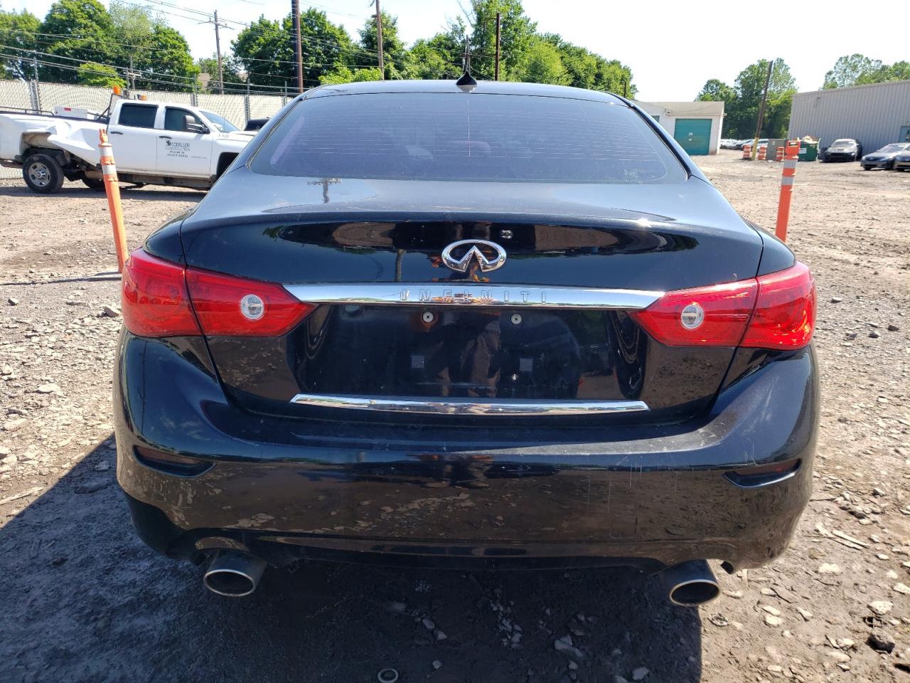 2014 Infiniti Q50 Base vin: JN1BV7AR4EM693691