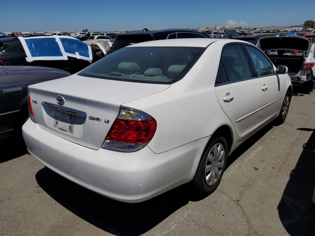 4T1BE32K45U548105 2005 Toyota Camry Le