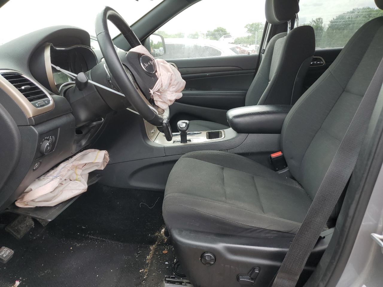 1C4RJFAG7FC133624 2015 Jeep Grand Cherokee Laredo