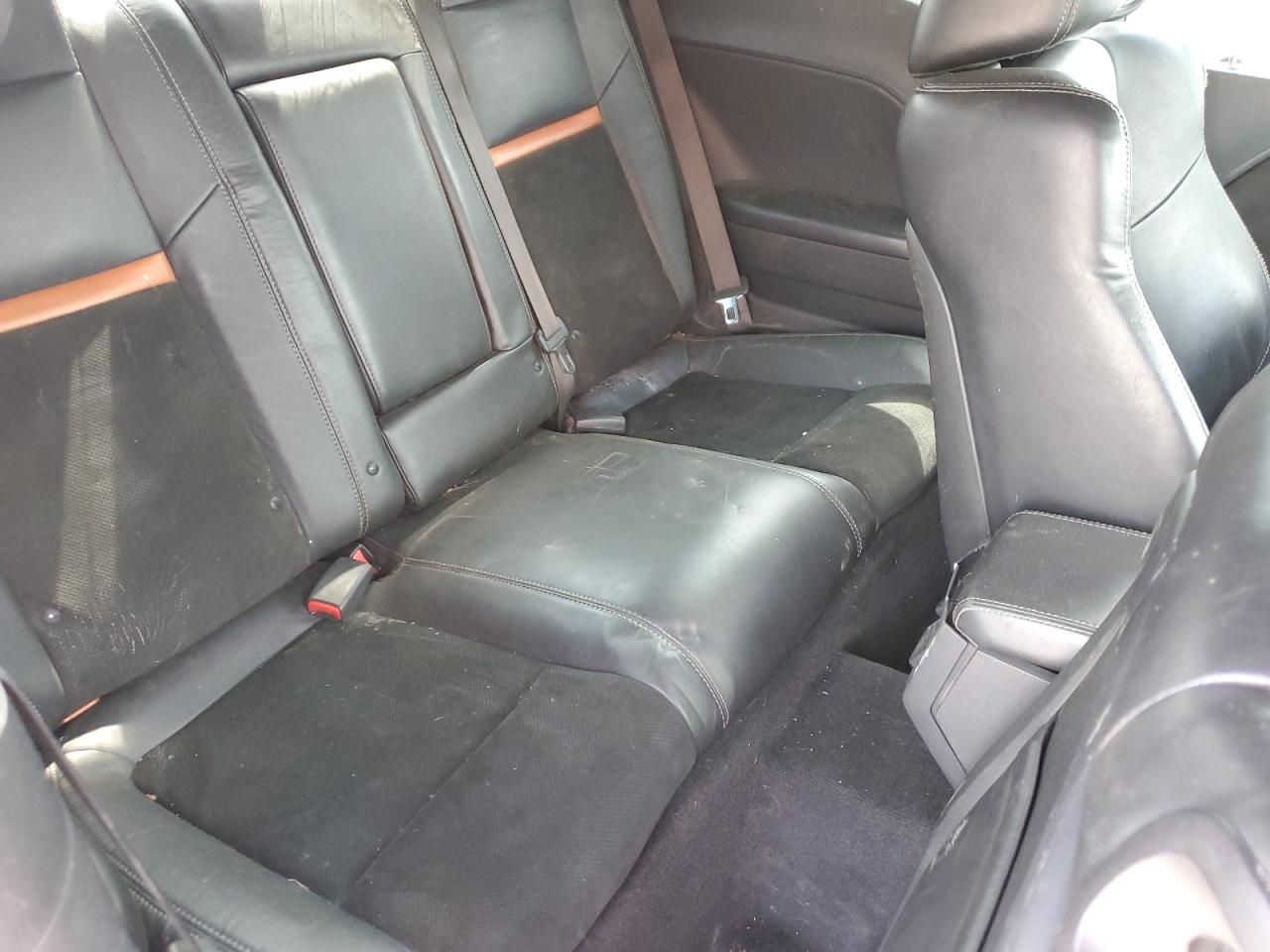 2B3CJ7DJ8BH584542 2011 Dodge Challenger Srt-8