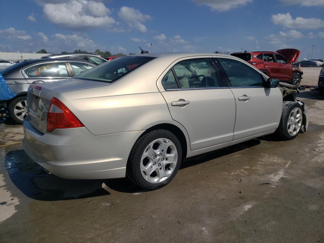 3FAHP0HA0AR359772 2010 Ford Fusion Se