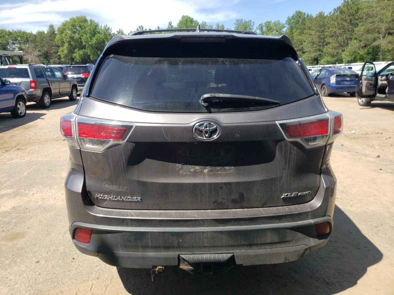 5TDJKRFH9FS189527 2015 Toyota Highlander Xle