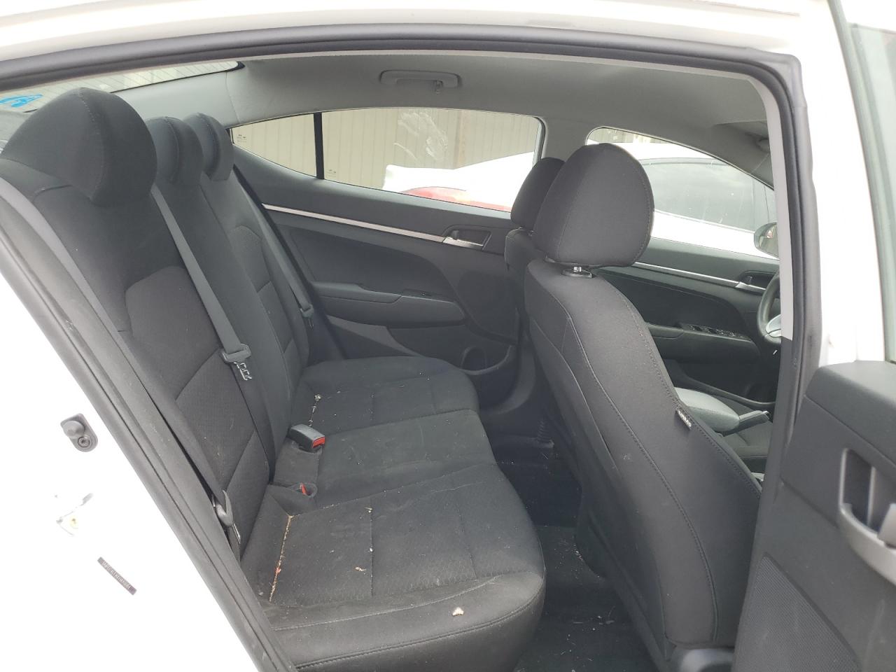 5NPD74LFXKH490084 2019 Hyundai Elantra Se