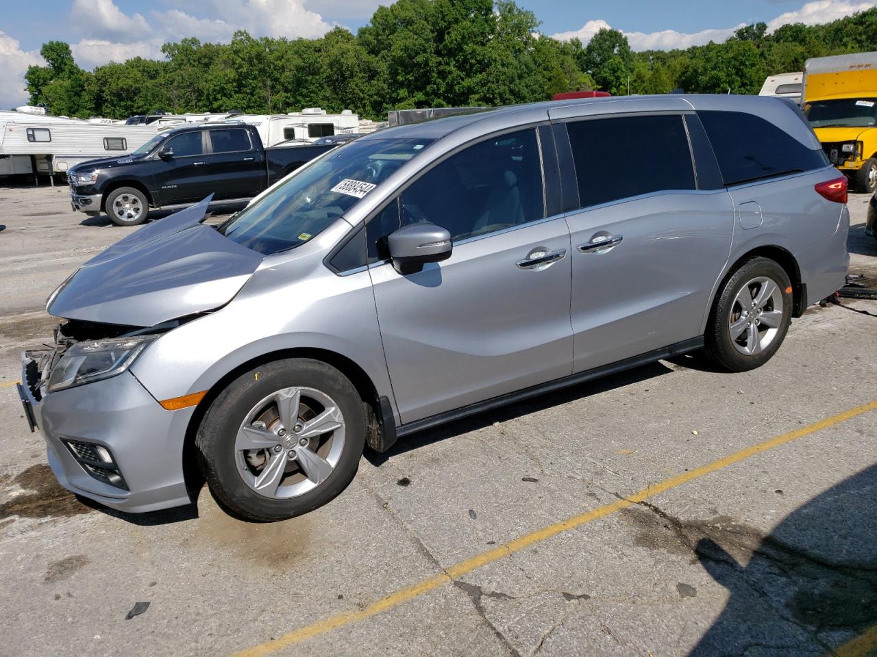 2018 Honda Odyssey Exl vin: 5FNRL6H74JB009239