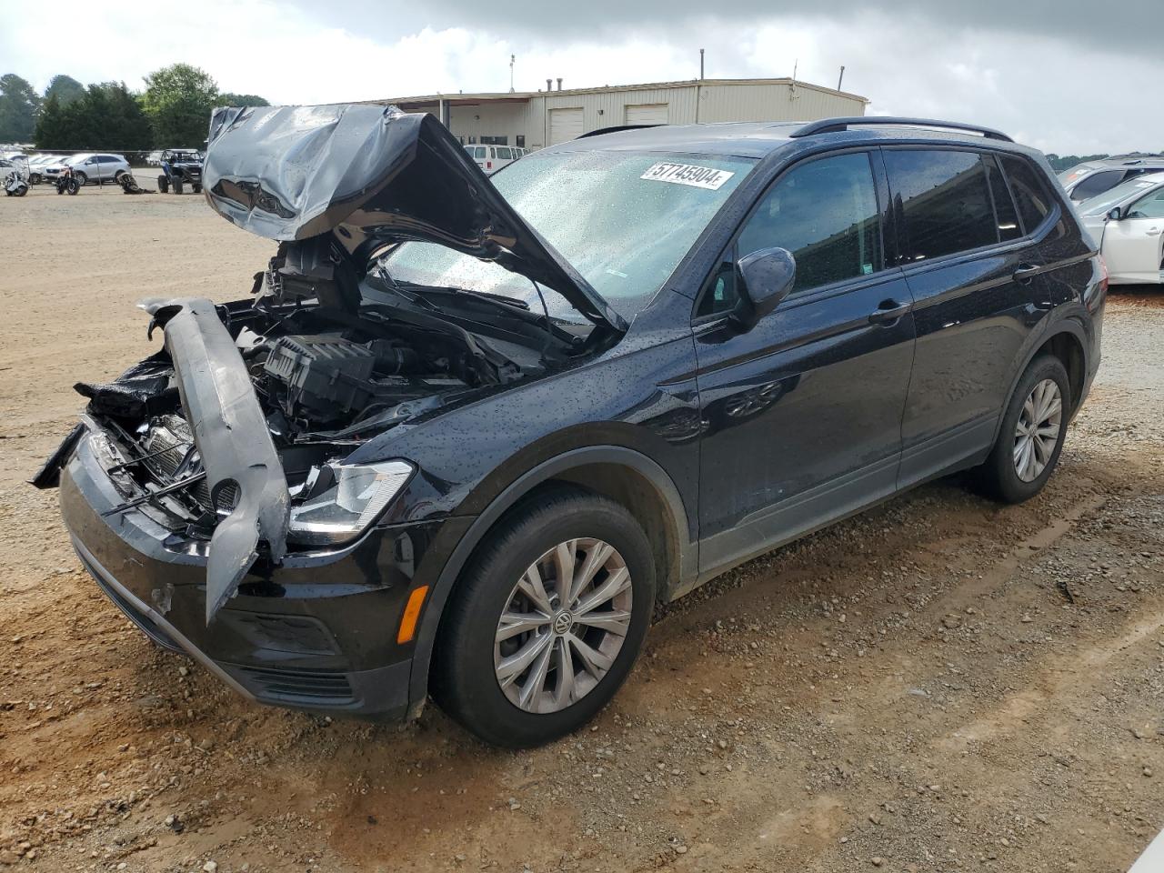 3VV1B7AXXJM102117 2018 Volkswagen Tiguan S