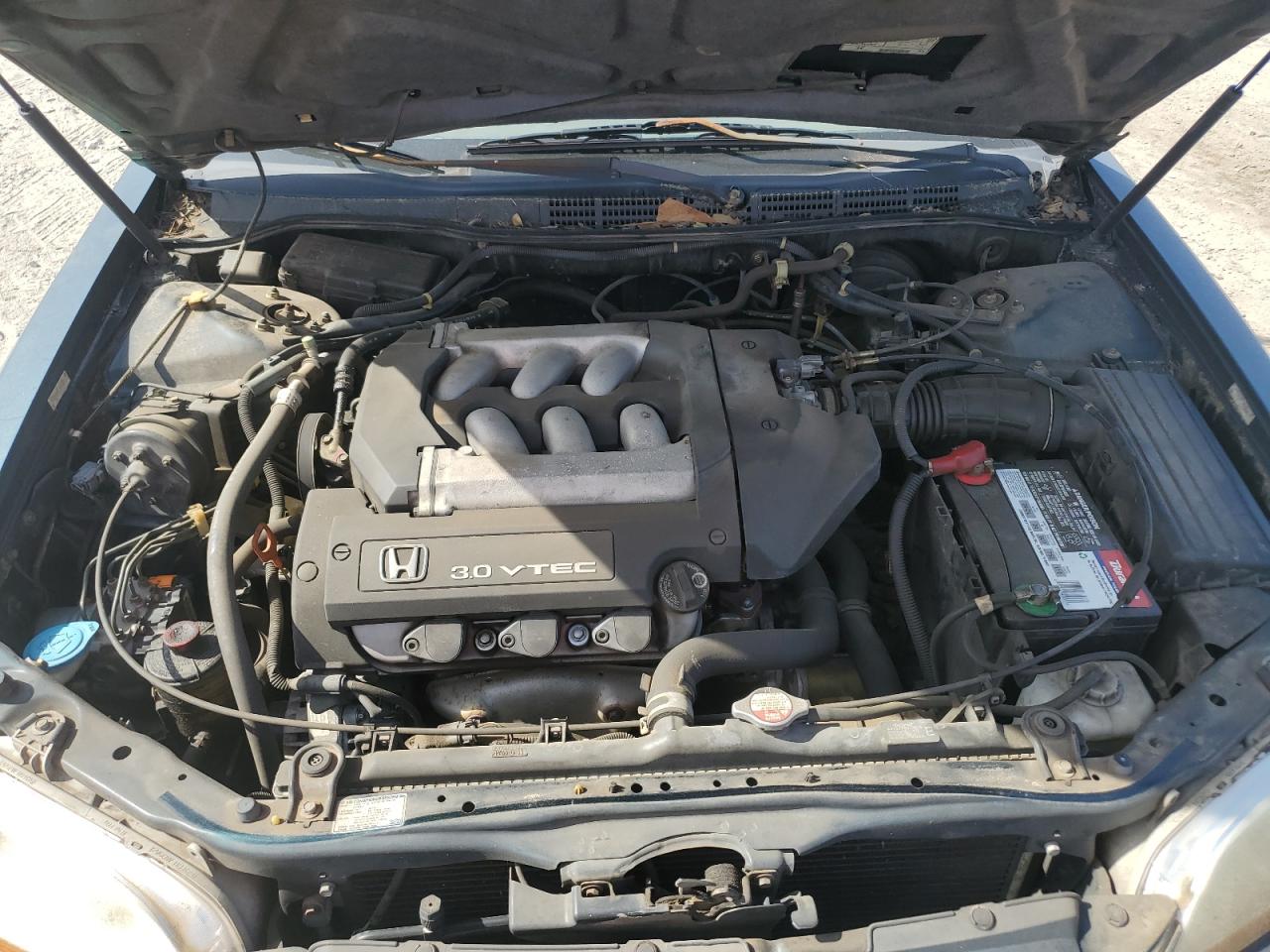 1HGCG2251YA032685 2000 Honda Accord Ex