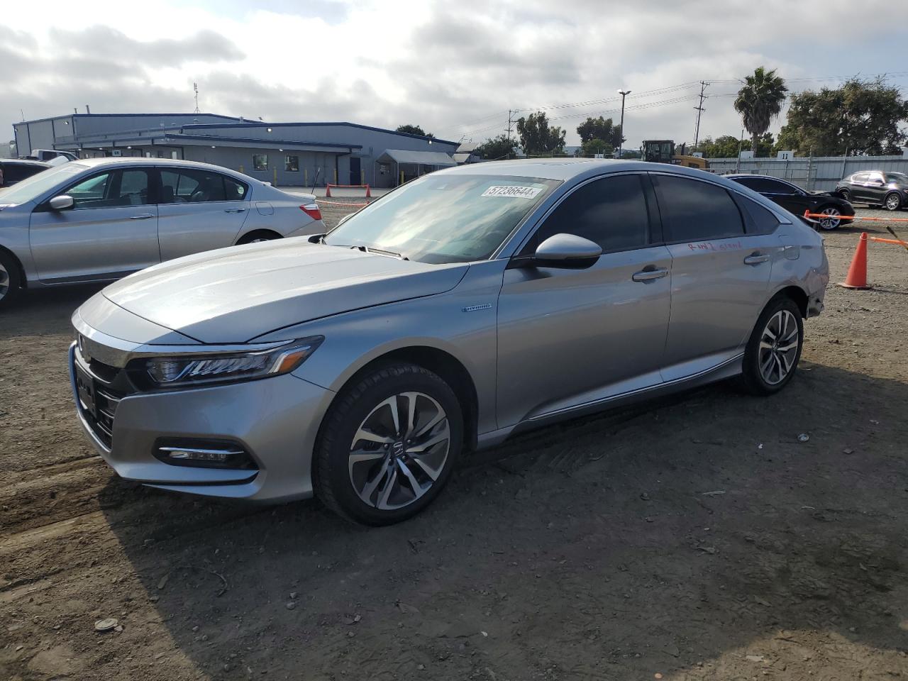 2018 Honda Accord Hybrid Exl vin: 1HGCV3F51JA013971