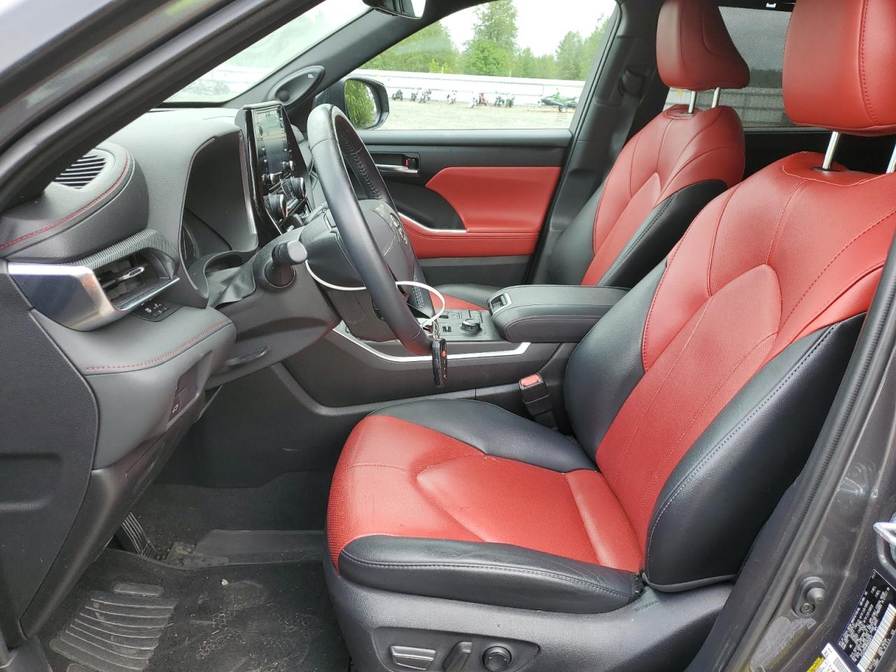 5TDJZRBH8MS083617 2021 Toyota Highlander Xse