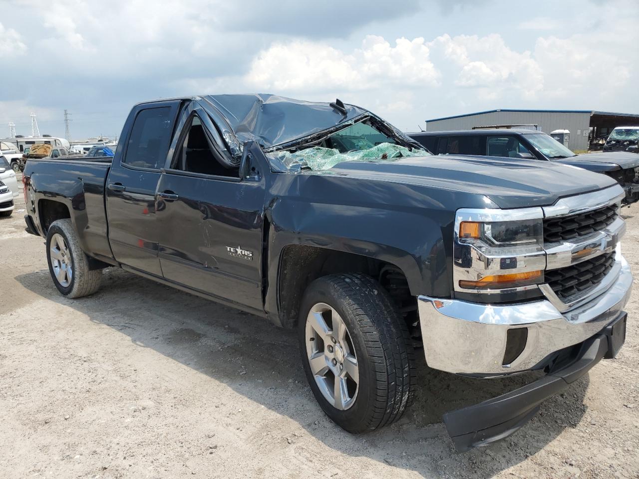 1GCRCREC0HZ179668 2017 Chevrolet Silverado C1500 Lt