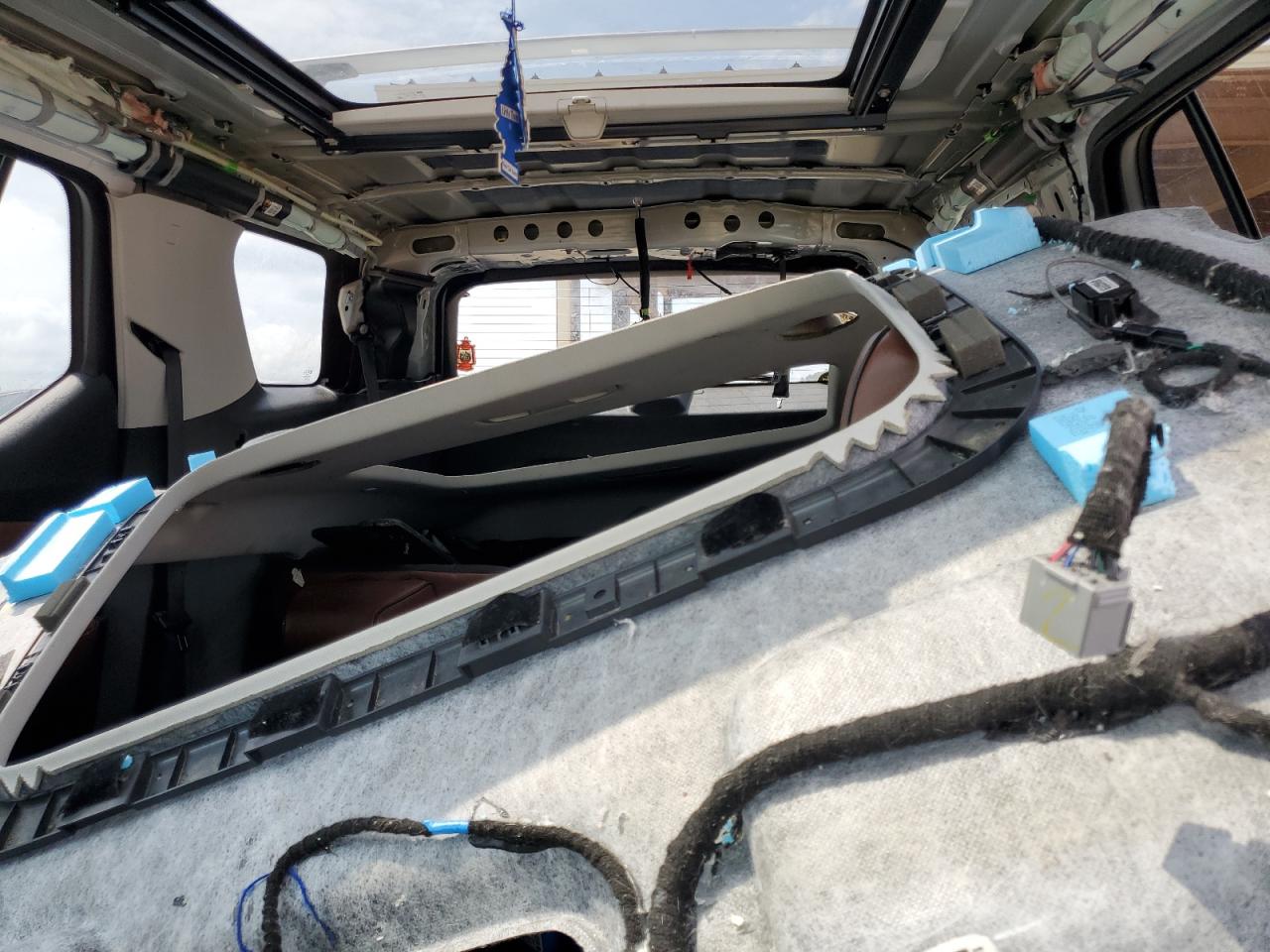 1GNEVKKW8JJ121995 2018 Chevrolet Traverse High Country