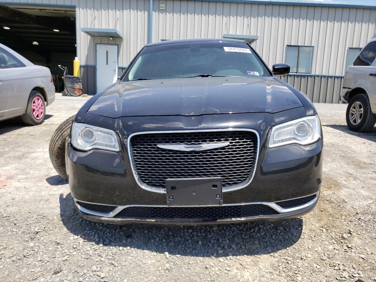 2C3CCAAG9FH868013 2015 Chrysler 300 Limited