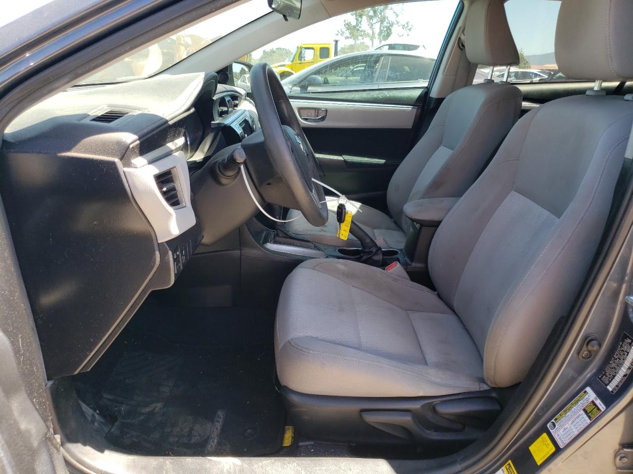 5YFBURHEXFP268568 2015 Toyota Corolla L