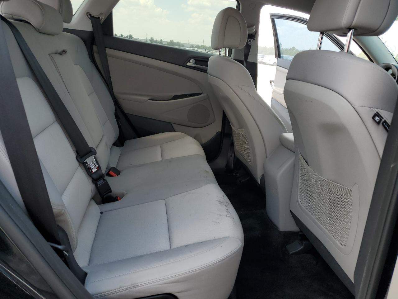 KM8J33A41HU343298 2017 Hyundai Tucson Limited