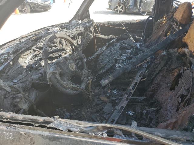 2005 Cadillac Escalade Luxury VIN: 1GYEC63N55R228774 Lot: 57639324