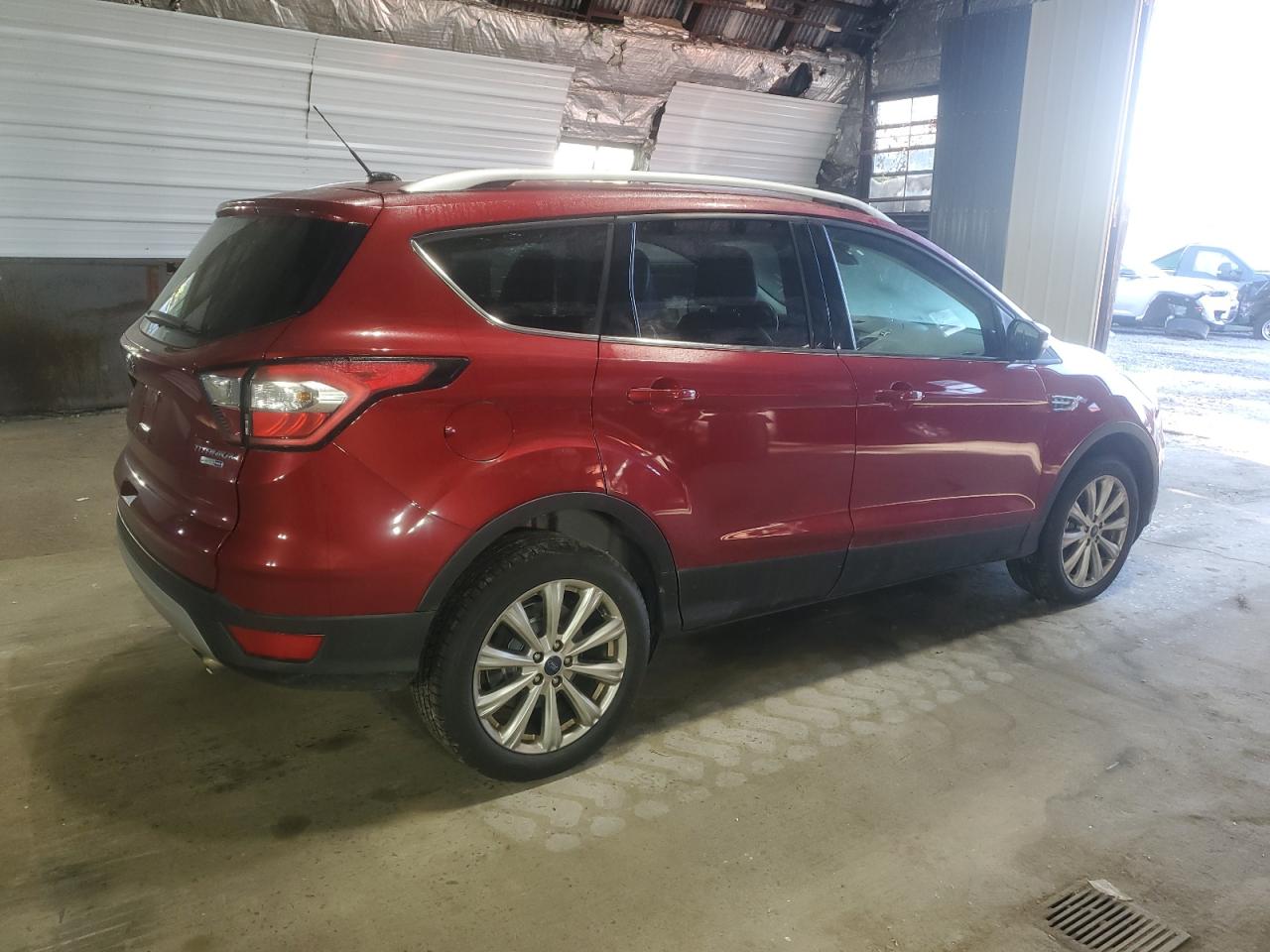 1FMCU9JD8HUE62569 2017 Ford Escape Titanium