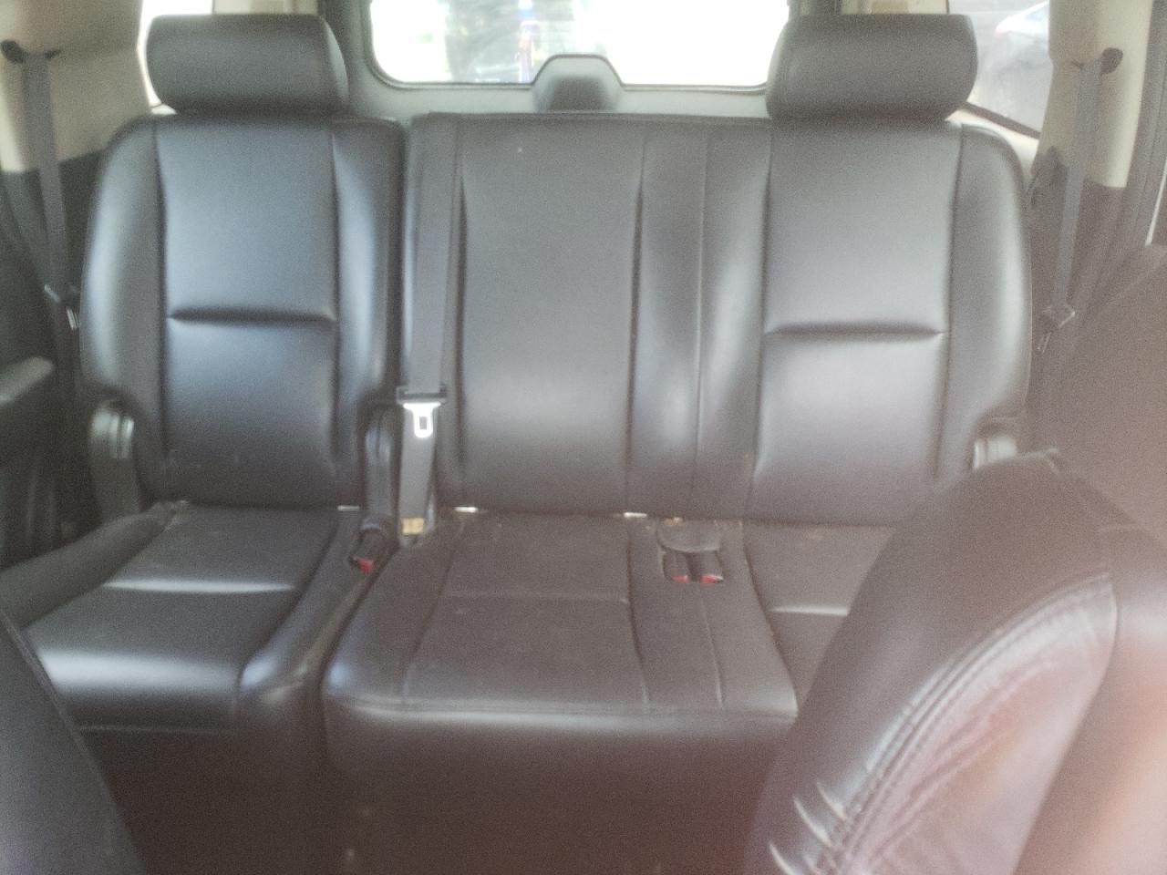 1GNUKAE06AR271014 2010 Chevrolet Tahoe K1500 Ls