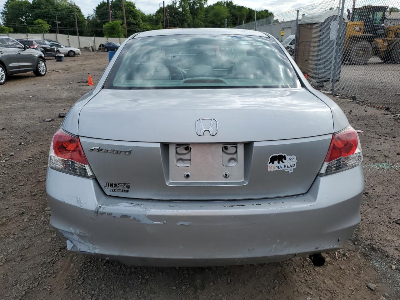 1HGCP2F31AA136379 2010 Honda Accord Lx