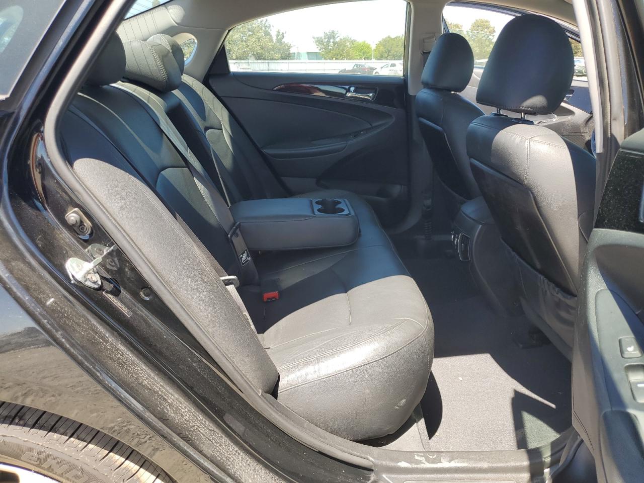 5NPEC4AC2DH706151 2013 Hyundai Sonata Se