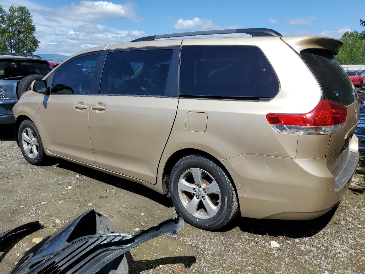 5TDKK3DC1ES487268 2014 Toyota Sienna Le