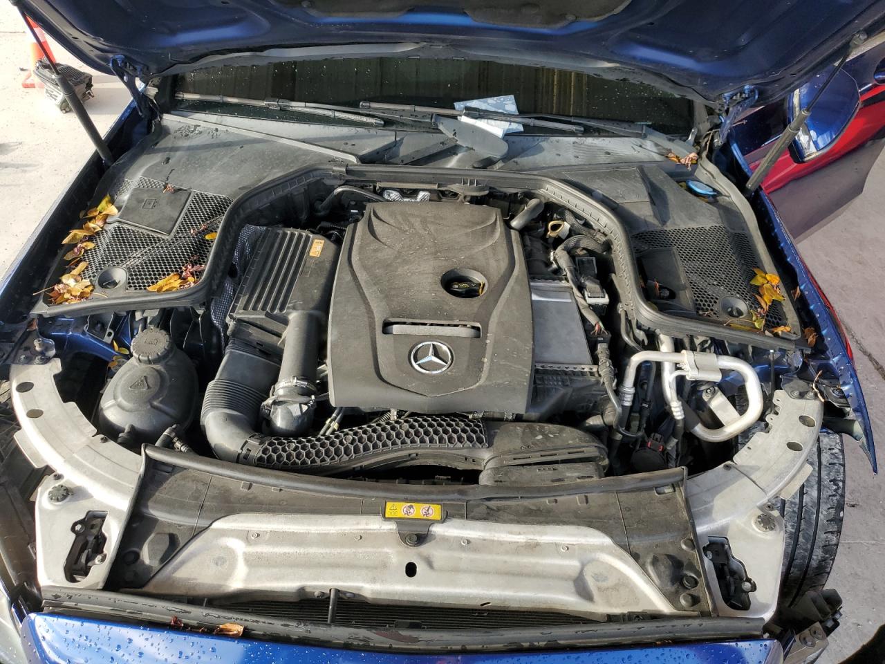 55SWF4JB5HU233058 2017 Mercedes-Benz C 300