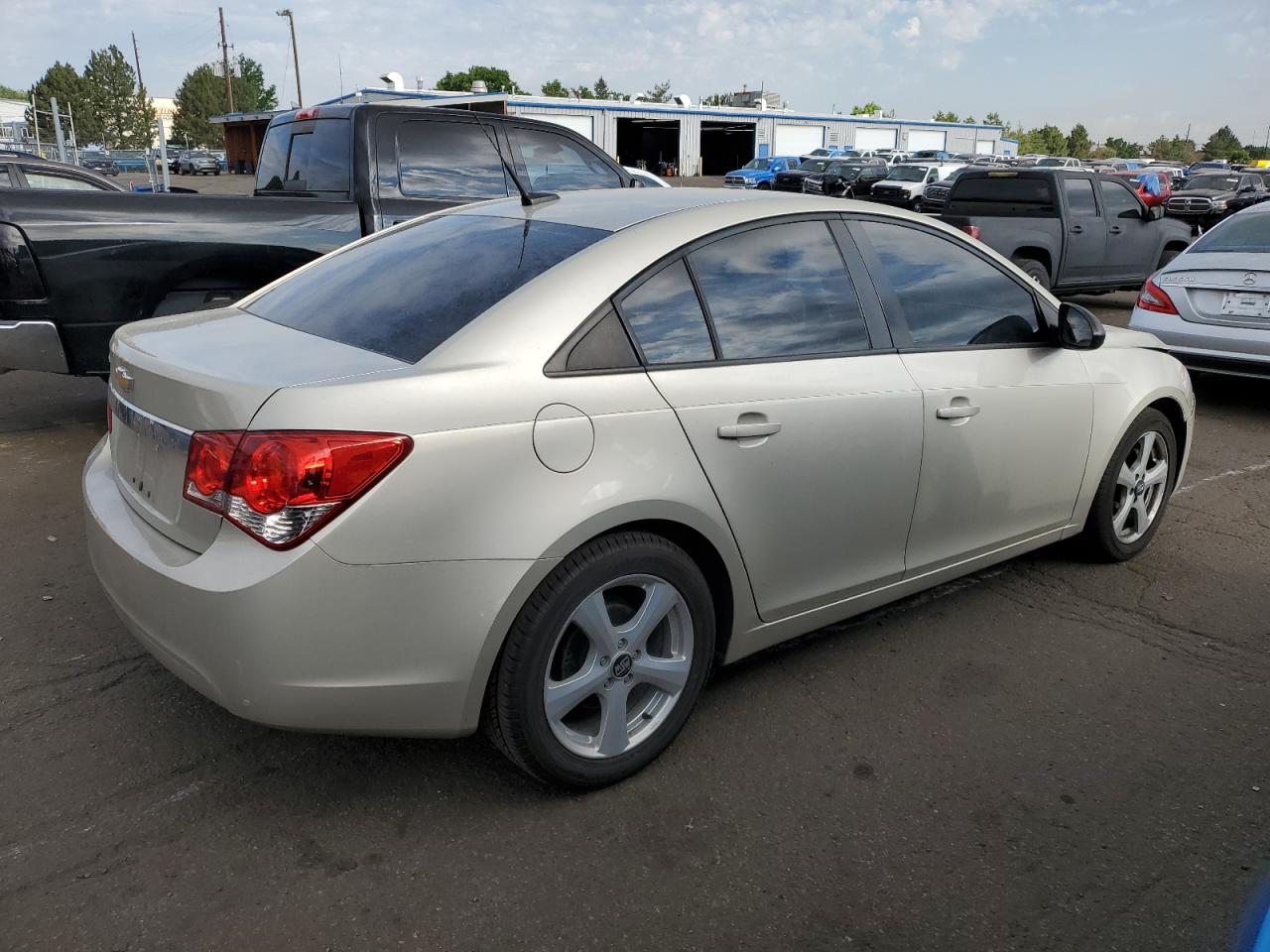 2014 Chevrolet Cruze Ls vin: 1G1PB5SH8E7201757