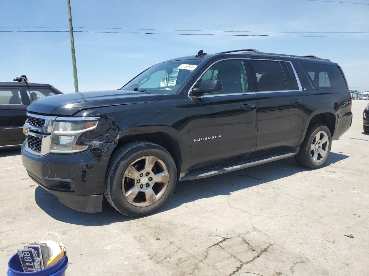 2016 Chevrolet Suburban C1500 Lt vin: 1GNSCHKC9GR249240