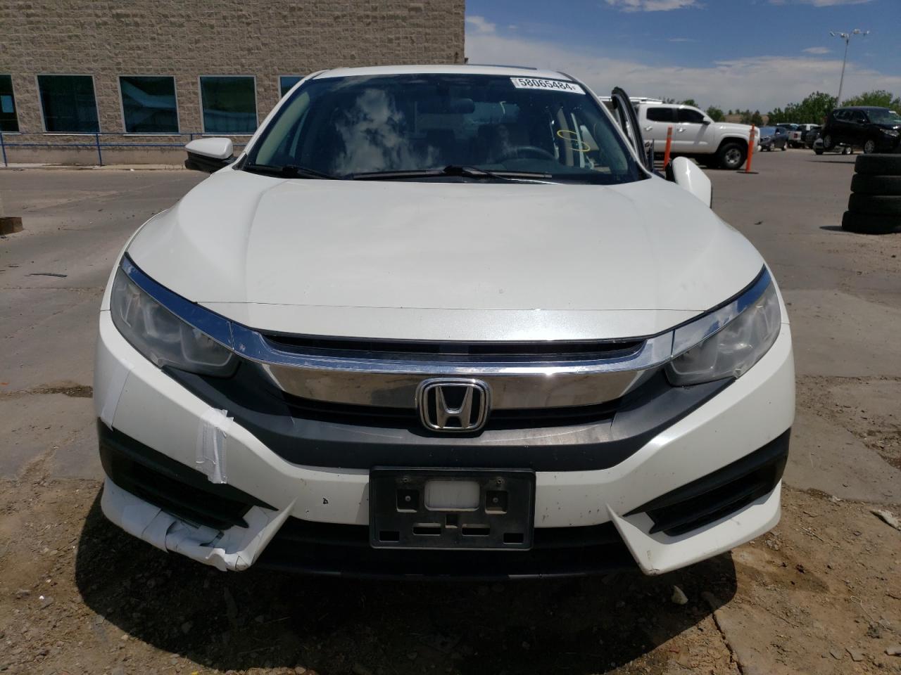 2017 Honda Civic Ex vin: 2HGFC2F7XHH519549