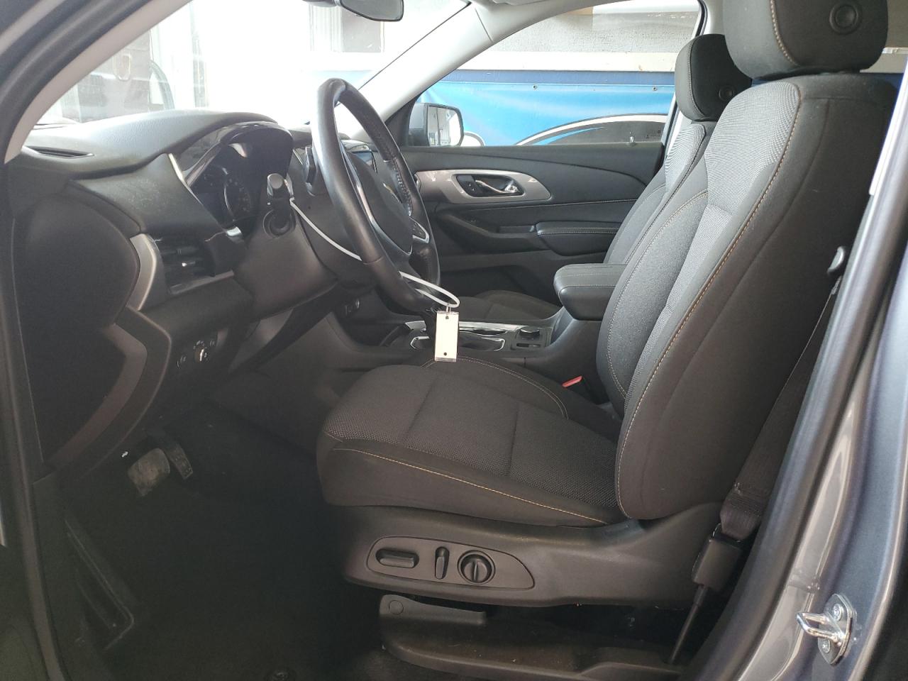 1GNEVGKW3MJ241608 2021 Chevrolet Traverse Lt