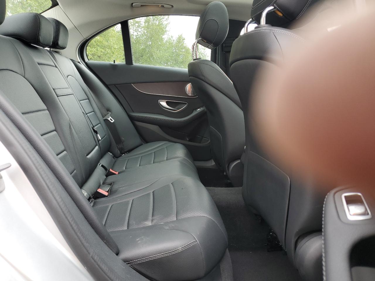 55SWF4KB7GU163382 2016 Mercedes-Benz C 300 4Matic