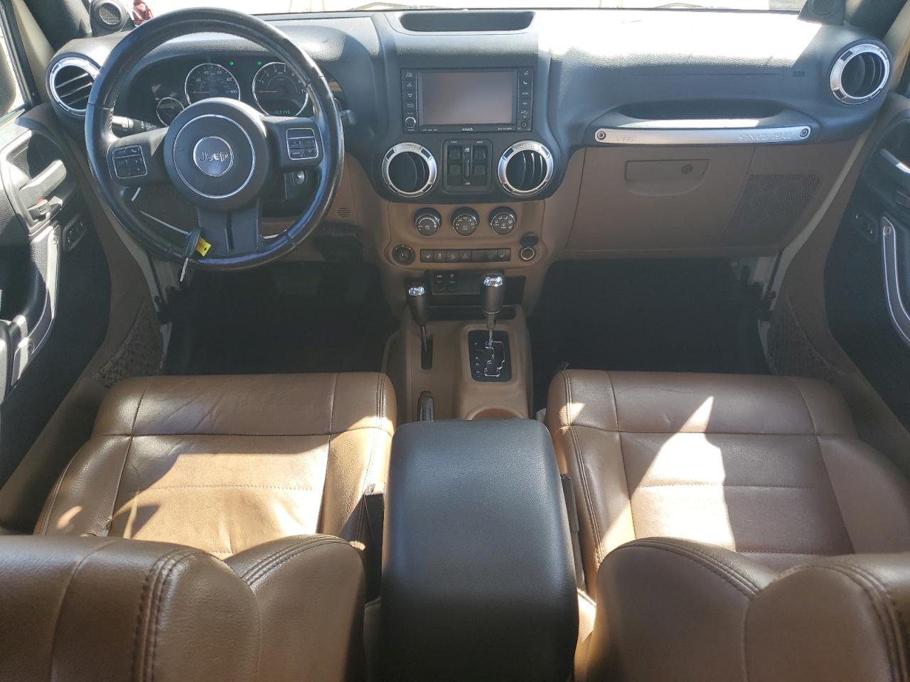 1C4HJWFGXCL104876 2012 Jeep Wrangler Unlimited Rubicon