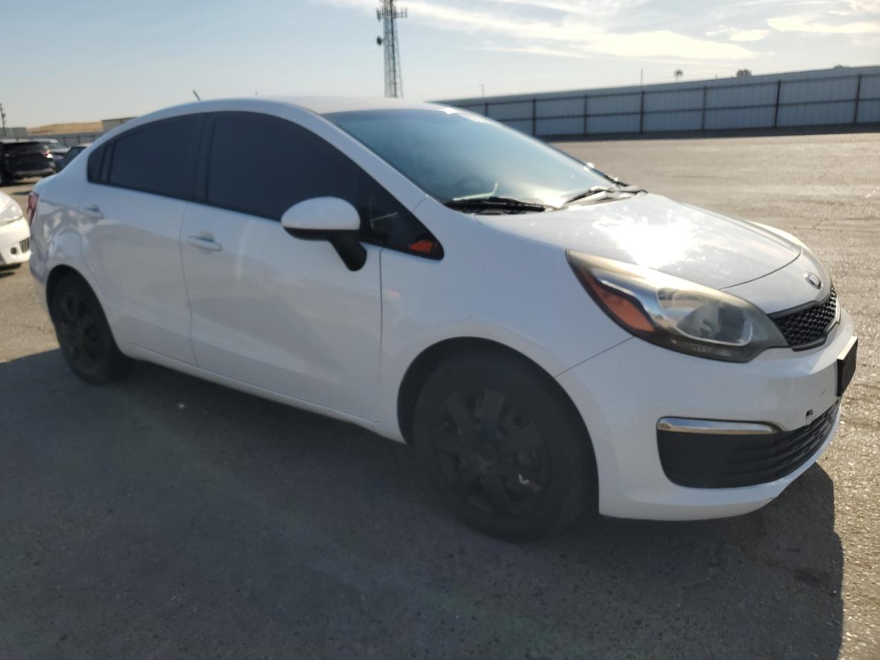 2016 Kia Rio Lx vin: KNADM4A33G6647308