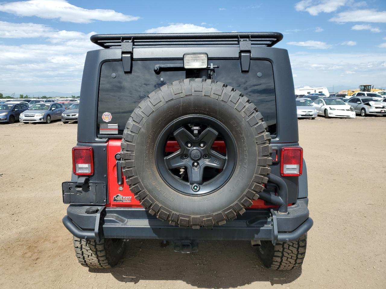 1C4BJWFG0GL343817 2016 Jeep Wrangler Unlimited Rubicon