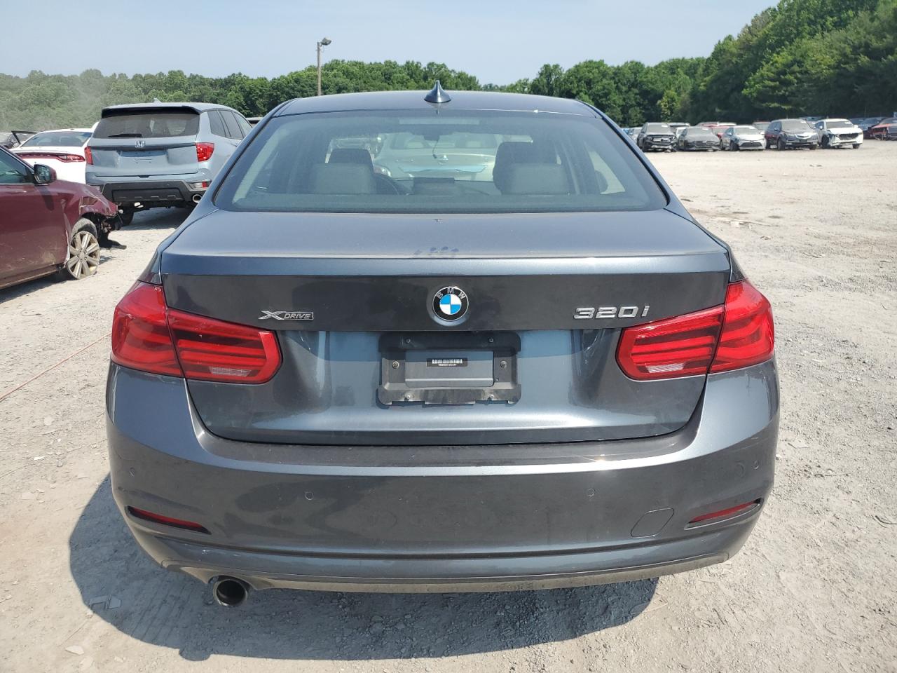 WBA8A3C51GK551347 2016 BMW 320 Xi