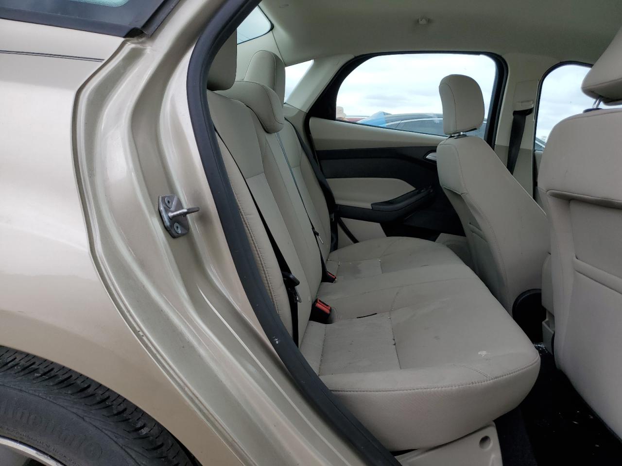 1FADP3FE6HL345325 2017 Ford Focus Se