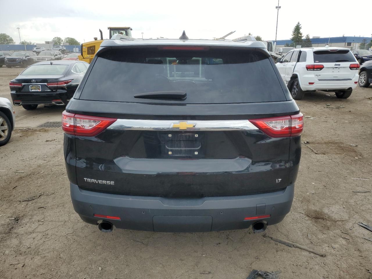 1GNERGKW1JJ145931 2018 Chevrolet Traverse Lt