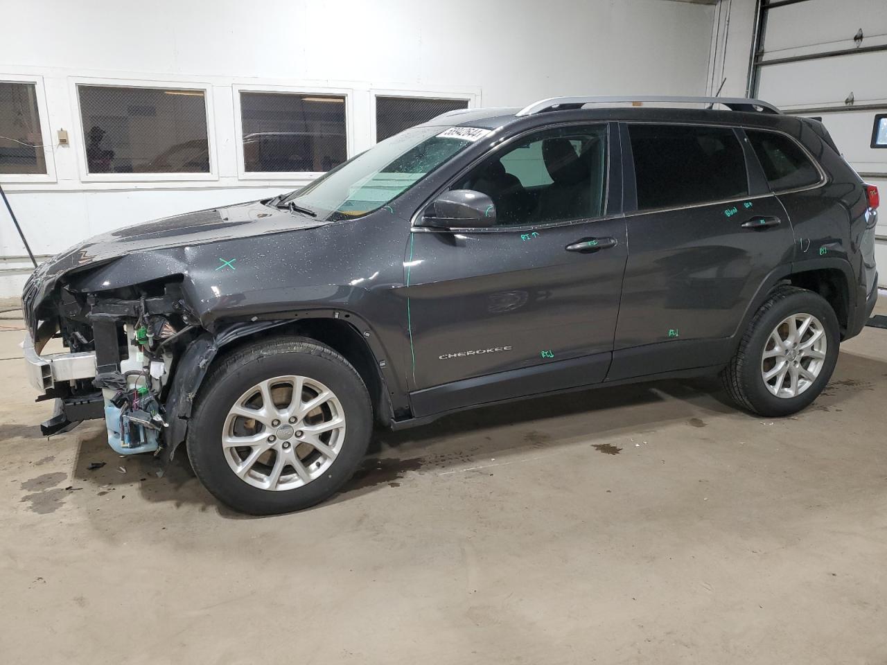 2015 Jeep Cherokee Latitude vin: 1C4PJMCS0FW571588