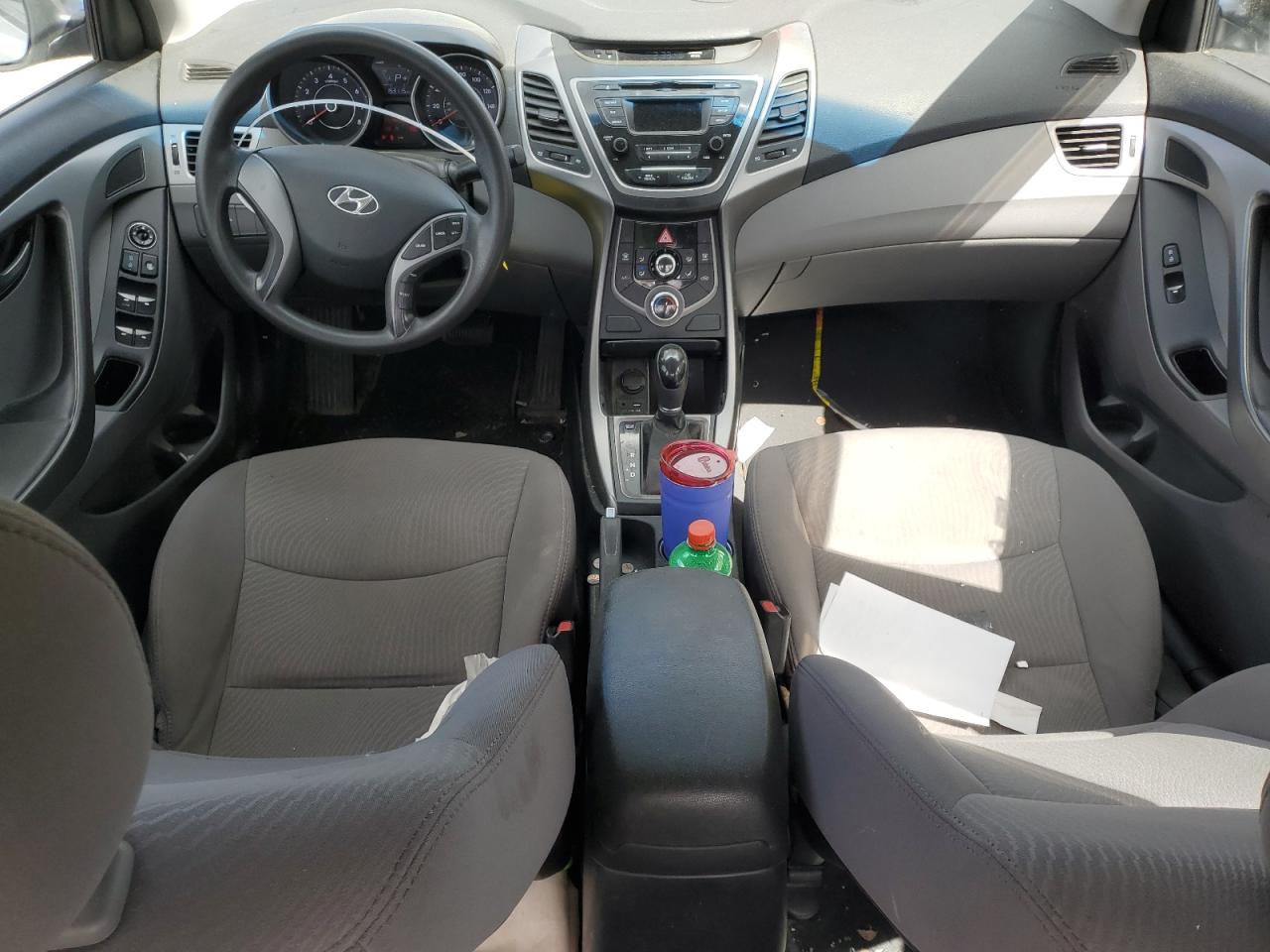 5NPDH4AE3GH680999 2016 Hyundai Elantra Se