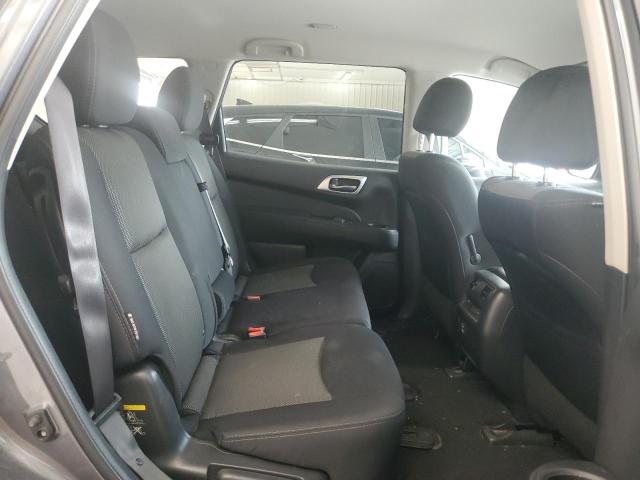 2018 Nissan Pathfinder S VIN: 5N1DR2MN5JC670082 Lot: 57325594