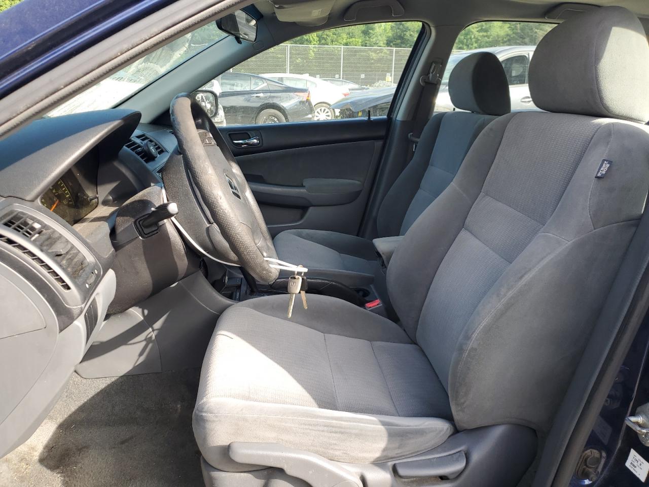 1HGCM56405A136141 2005 Honda Accord Lx