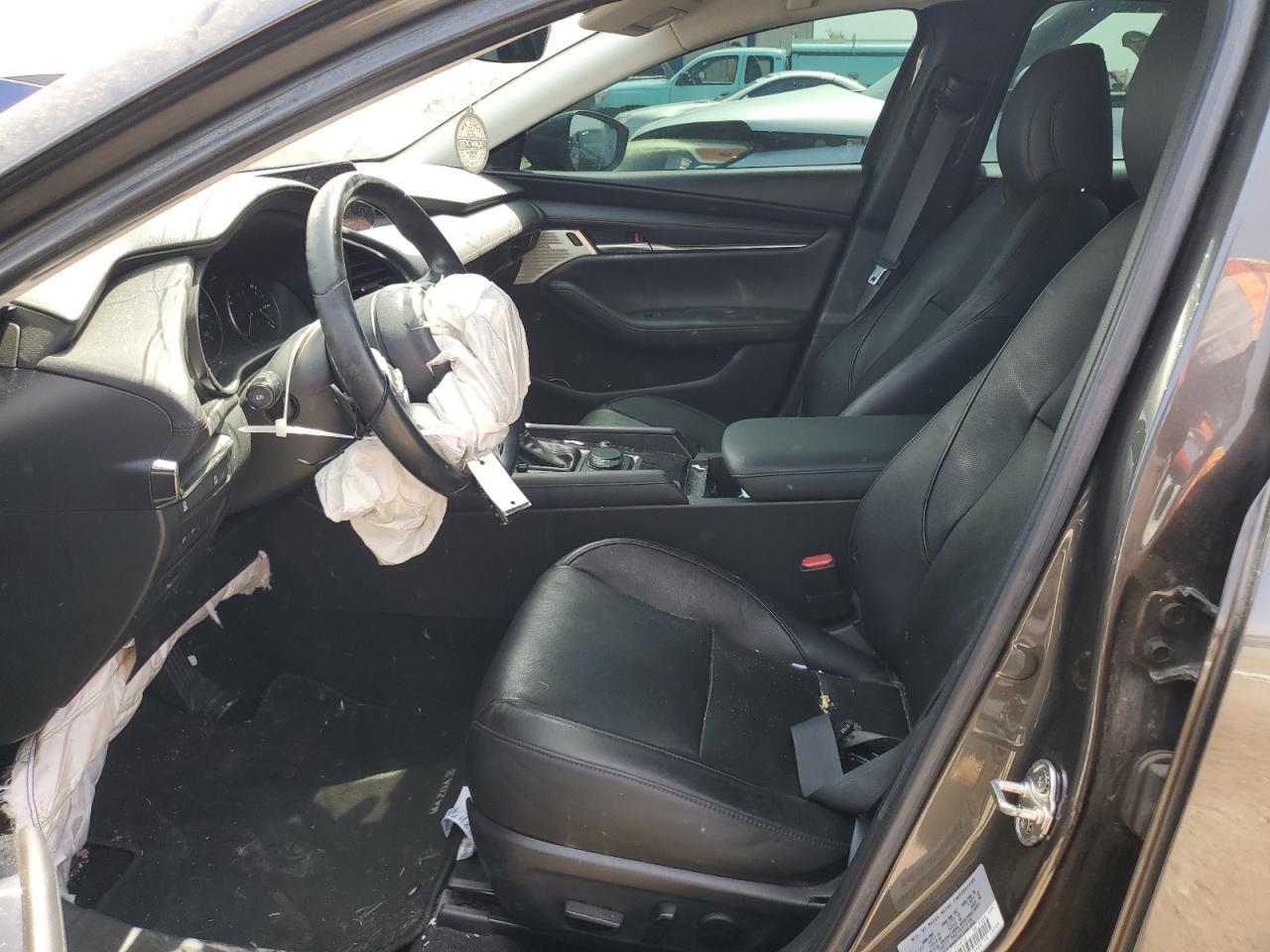 JM1BPBDL8M1336256 2021 Mazda 3 Premium