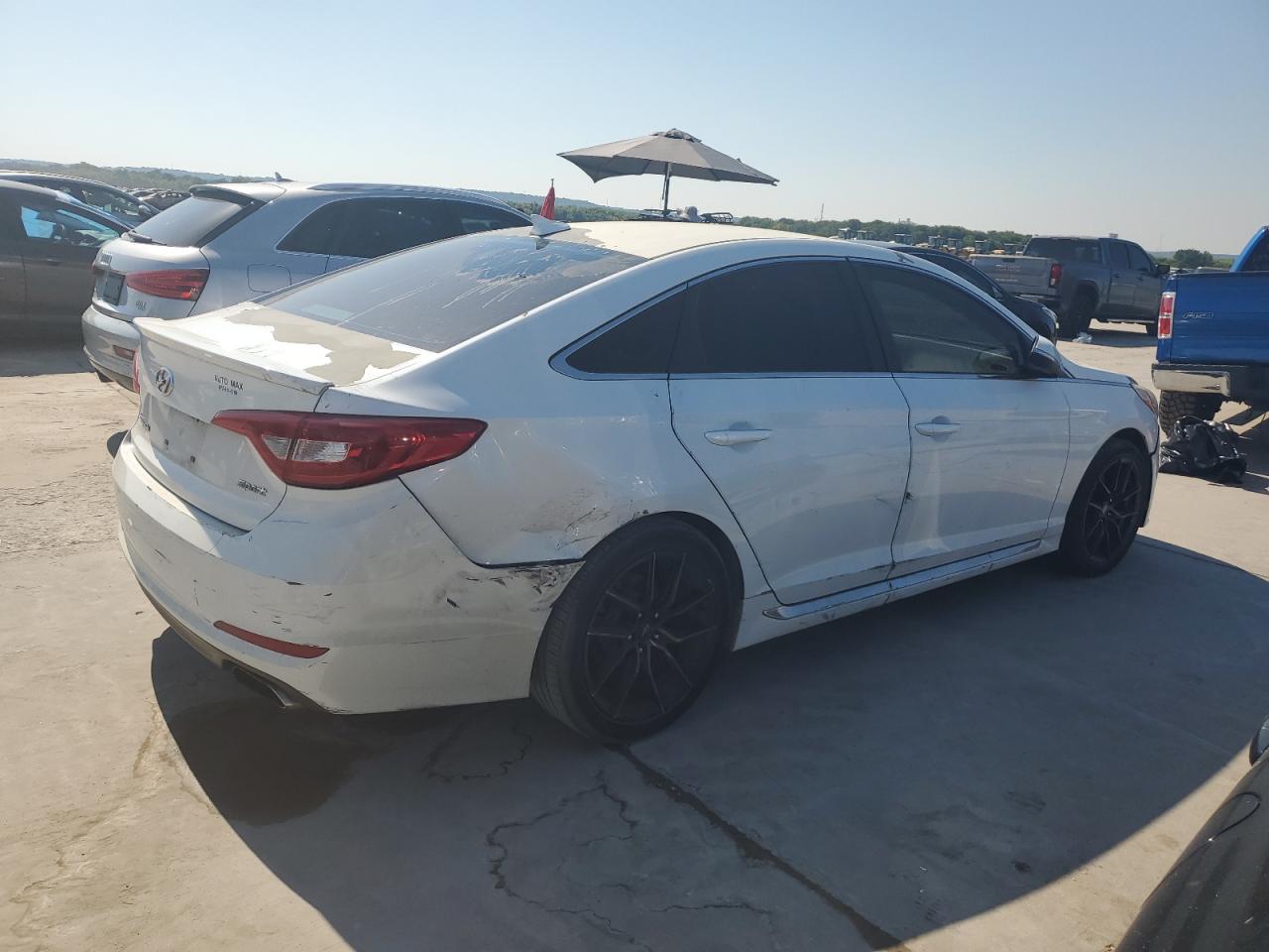 5NPE34AF2FH043693 2015 Hyundai Sonata Sport