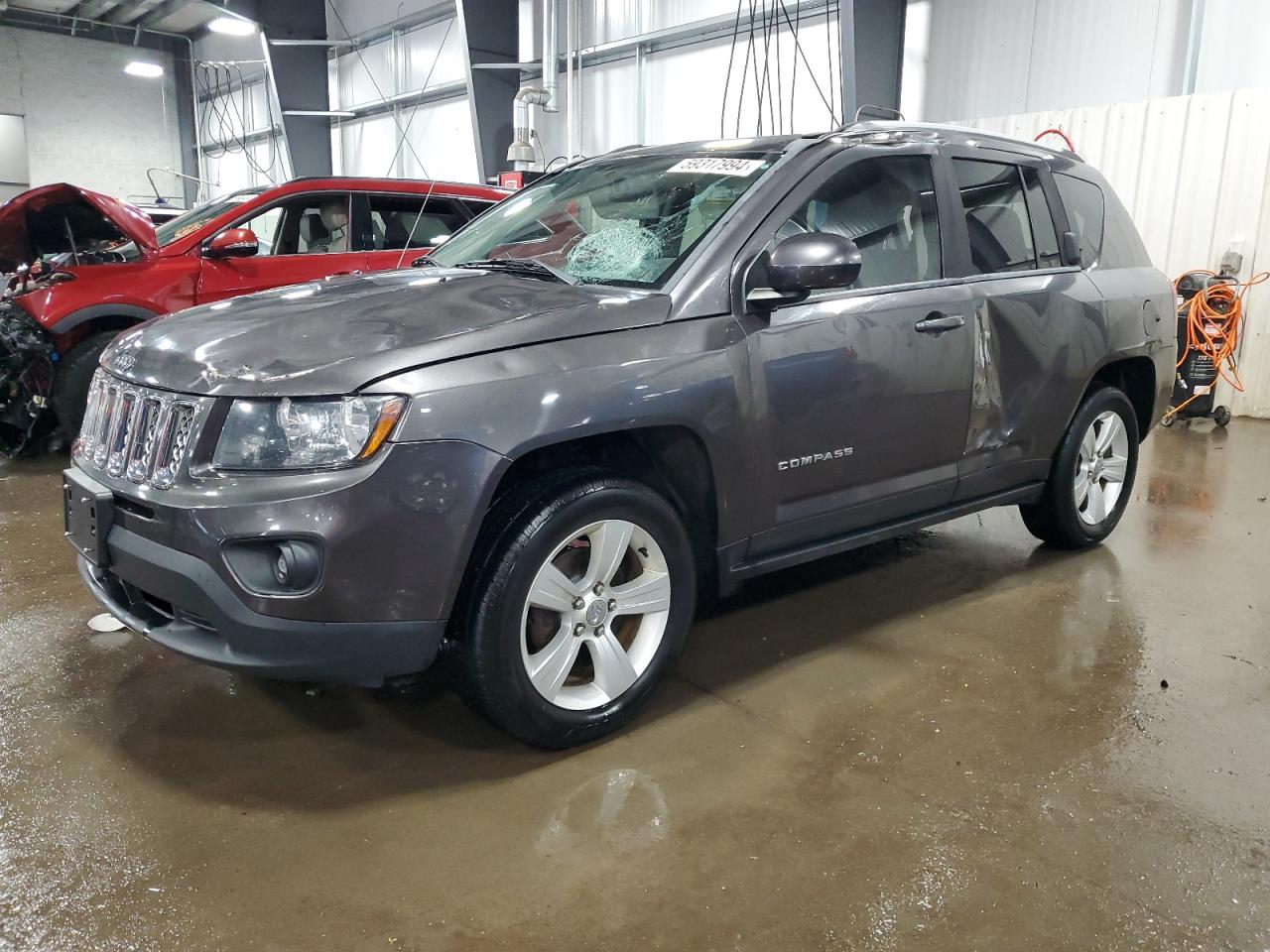 2015 Jeep Compass Latitude vin: 1C4NJDEB8FD417114