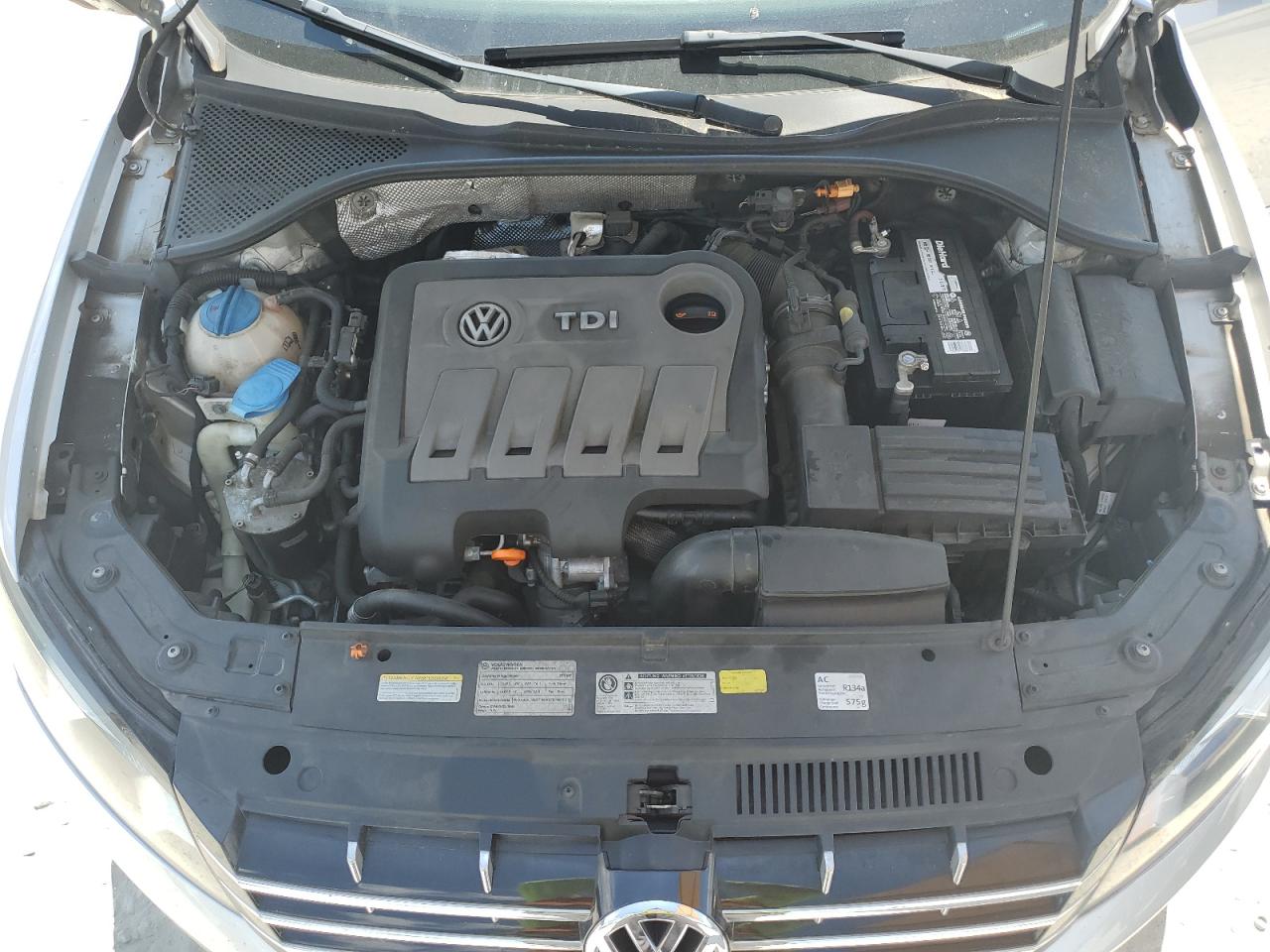 1VWCN7A37CC082194 2012 Volkswagen Passat Sel