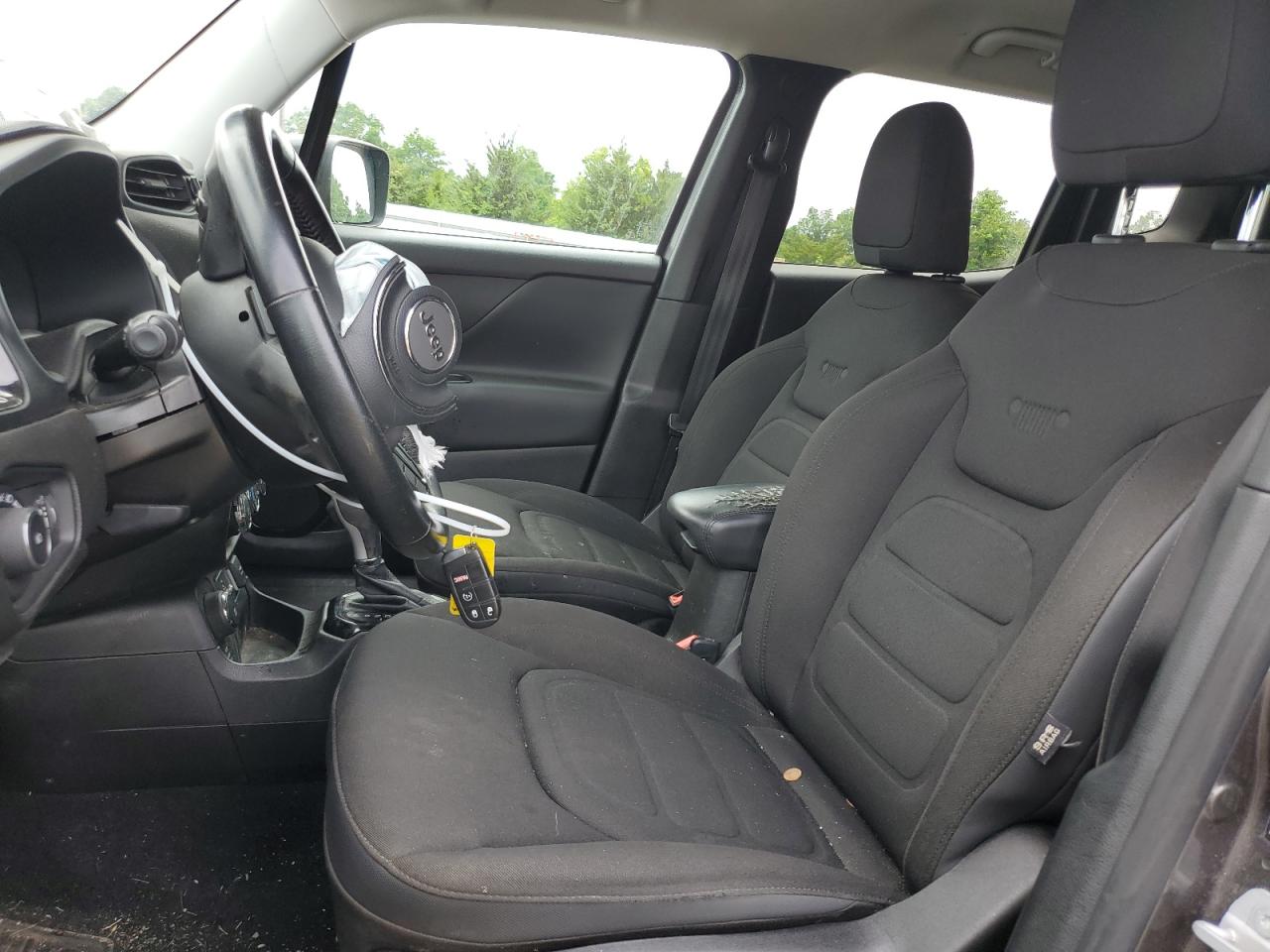 ZACCJBBB4HPF76989 2017 Jeep Renegade Latitude